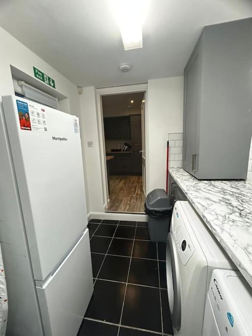 Lovely 5Br Home In Manchester. Close To The City Exterior foto